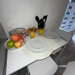 Le 6 - Joli Petit Studio, Centre - Stationnement Gratuit Daire *