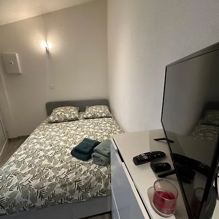 # Le 6 # Joli Petit ! Centre Au Calme Lägenhet