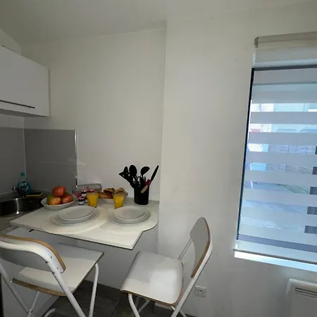 公寓 Le 6 - Joli Petit Studio, Centre - Stationnement Gratuit *